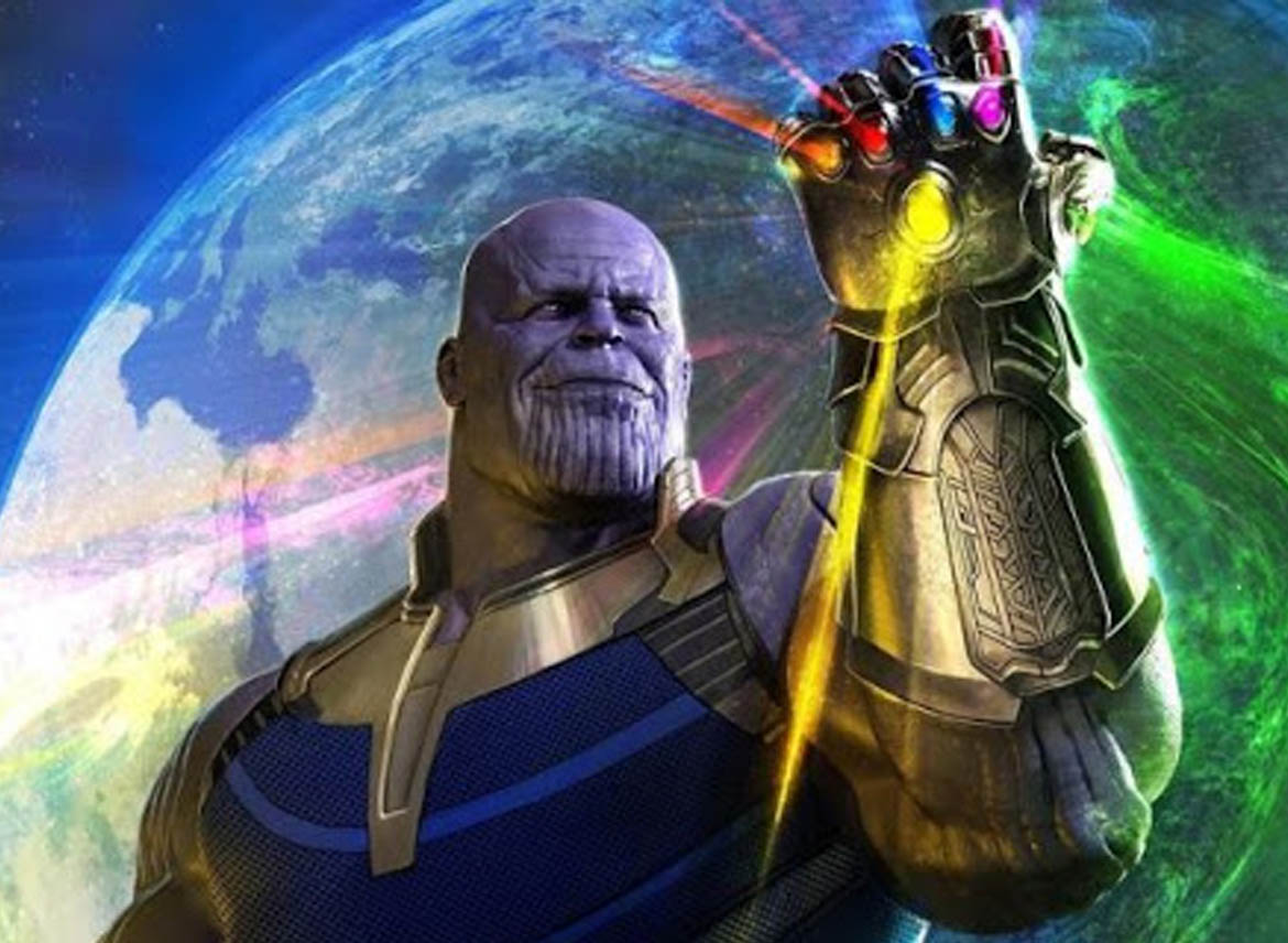 Thanos ostentando a manopla do infinito