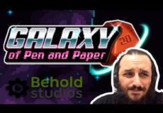 Um rapaz feliz jogando Galaxy of pen and paper